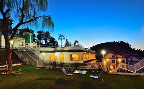 Galleu Hill Resort in Shimla