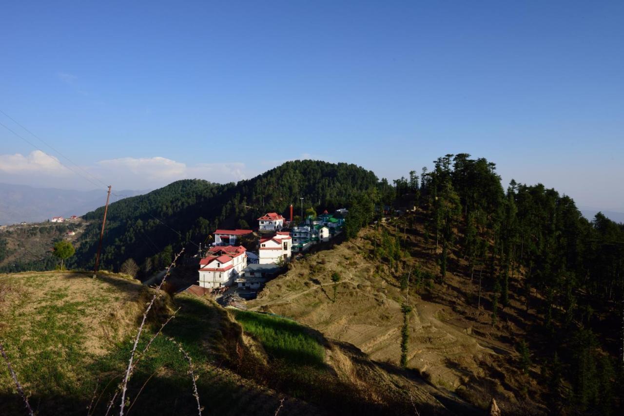 Galleu Hill Resort View Of The Himalayas Kufri Exterior photo